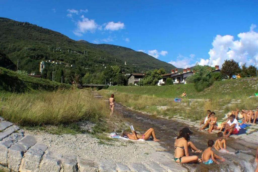 Panorama Mera Sorico Italie